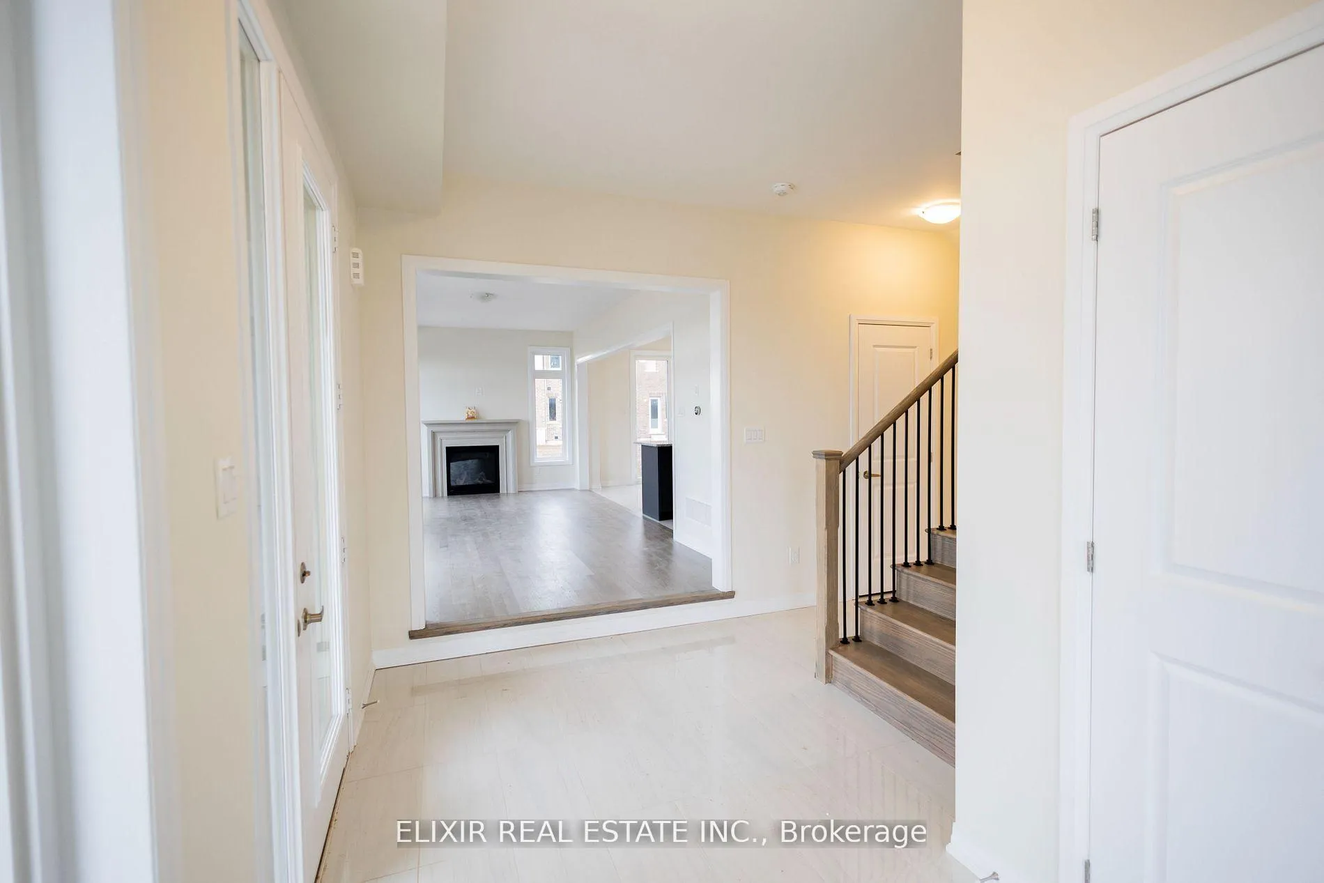 Photo 21 of 20 Molnar Crescent, Brantford — HOMEH