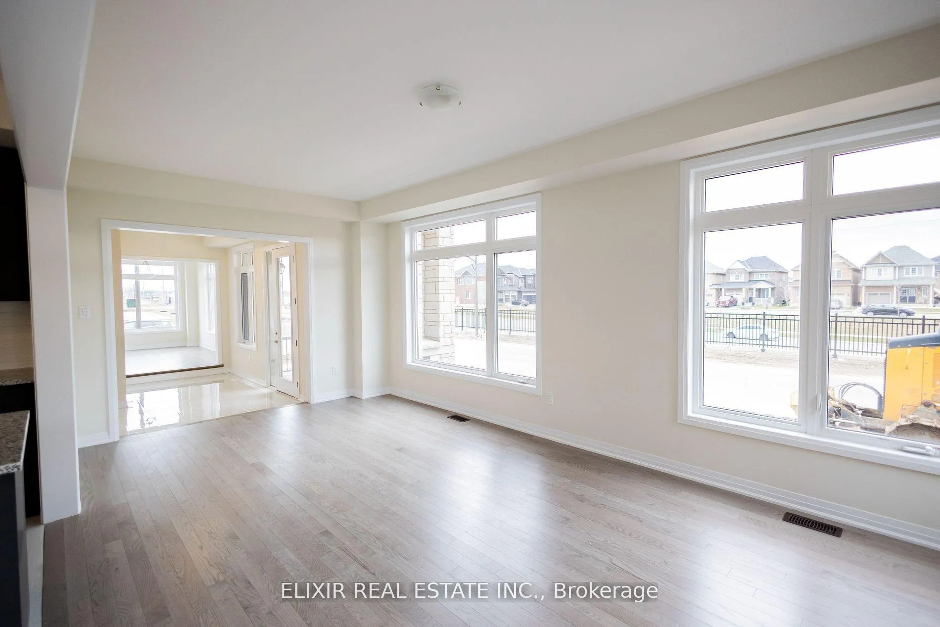 Photo 27 of 20 Molnar Crescent, Brantford — HOMEH