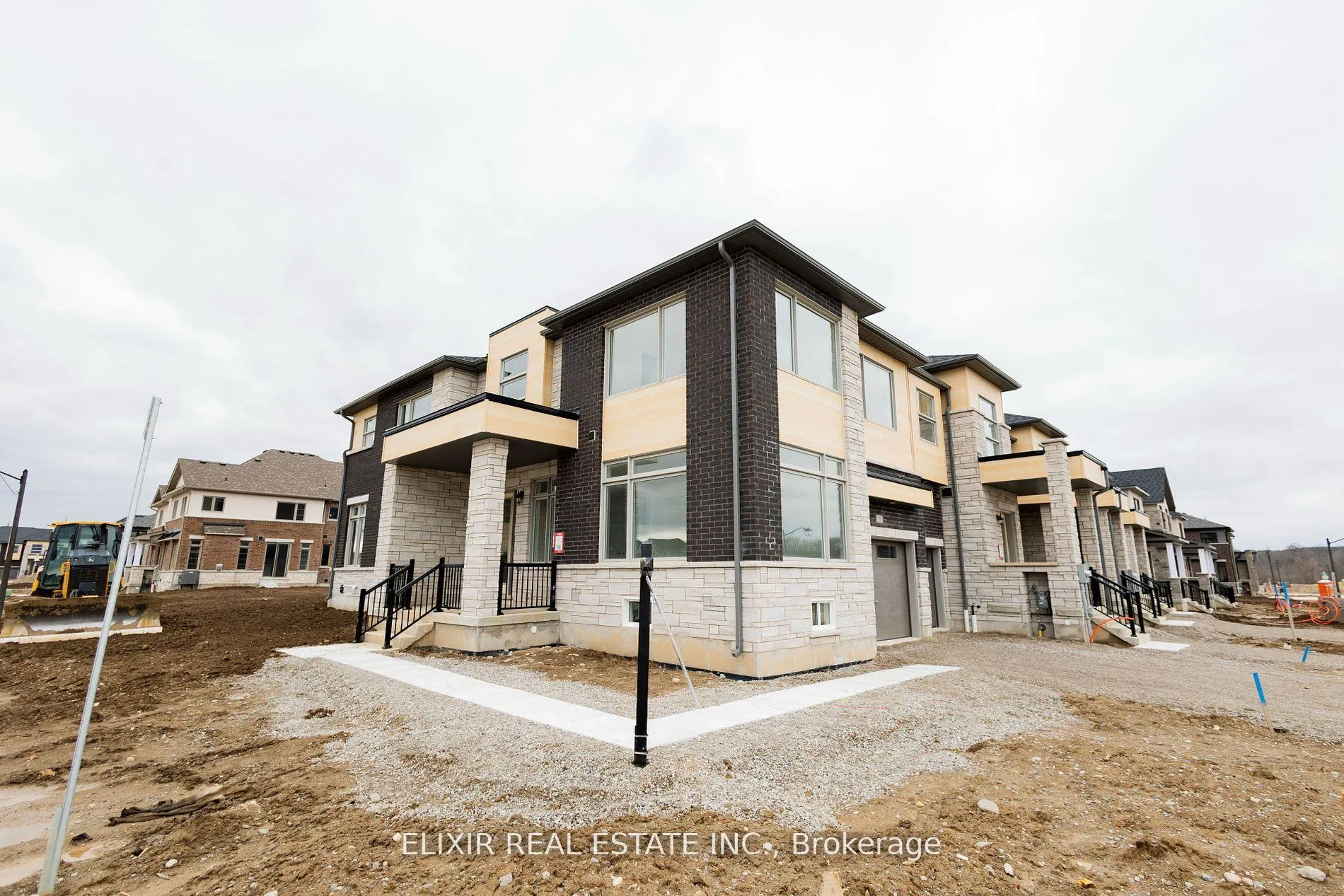 Photo 33 of 20 Molnar Crescent, Brantford — HOMEH