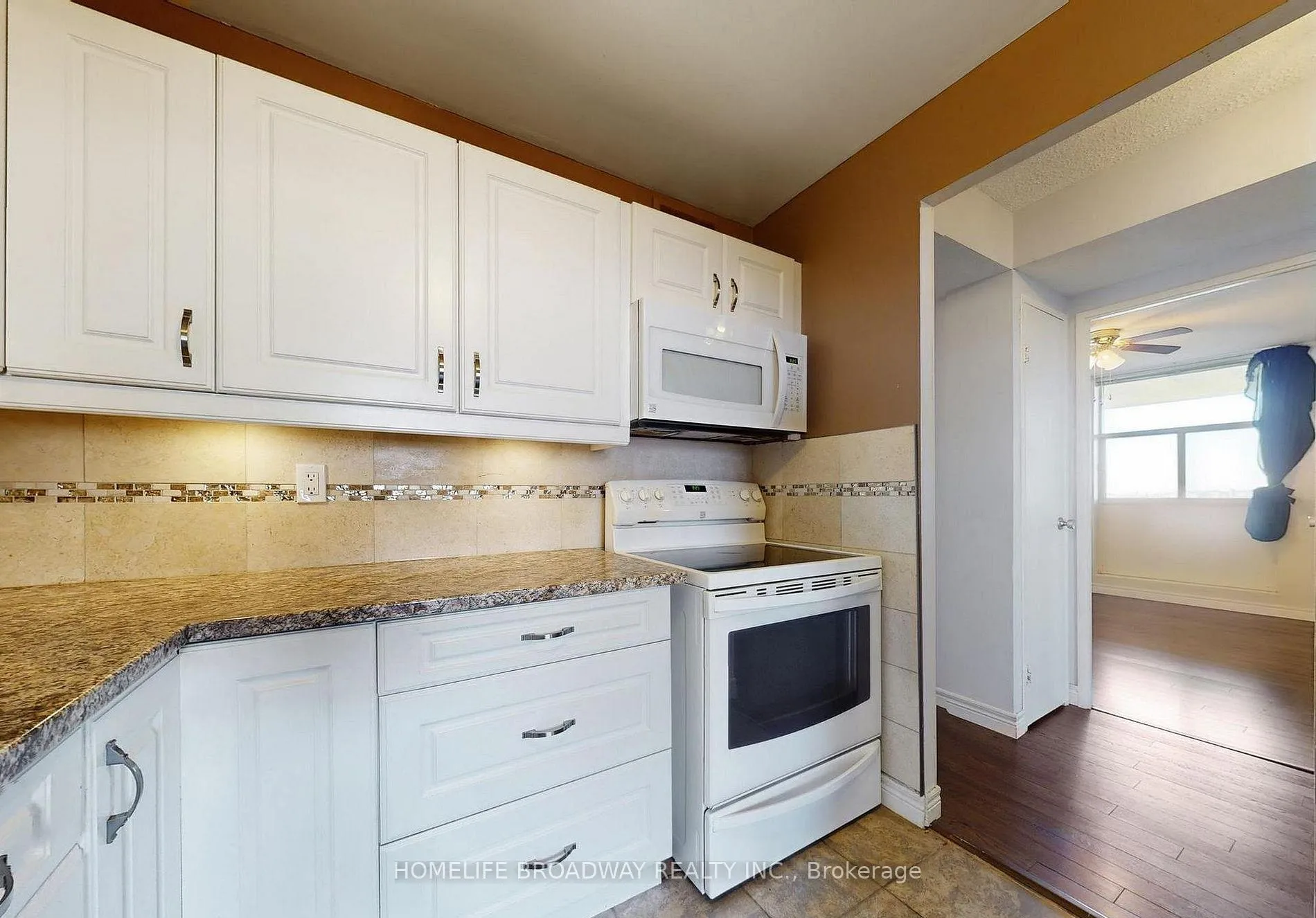 Photo 8 of Unit 902, 44 Falby Court, Ajax, South East — HOMEH