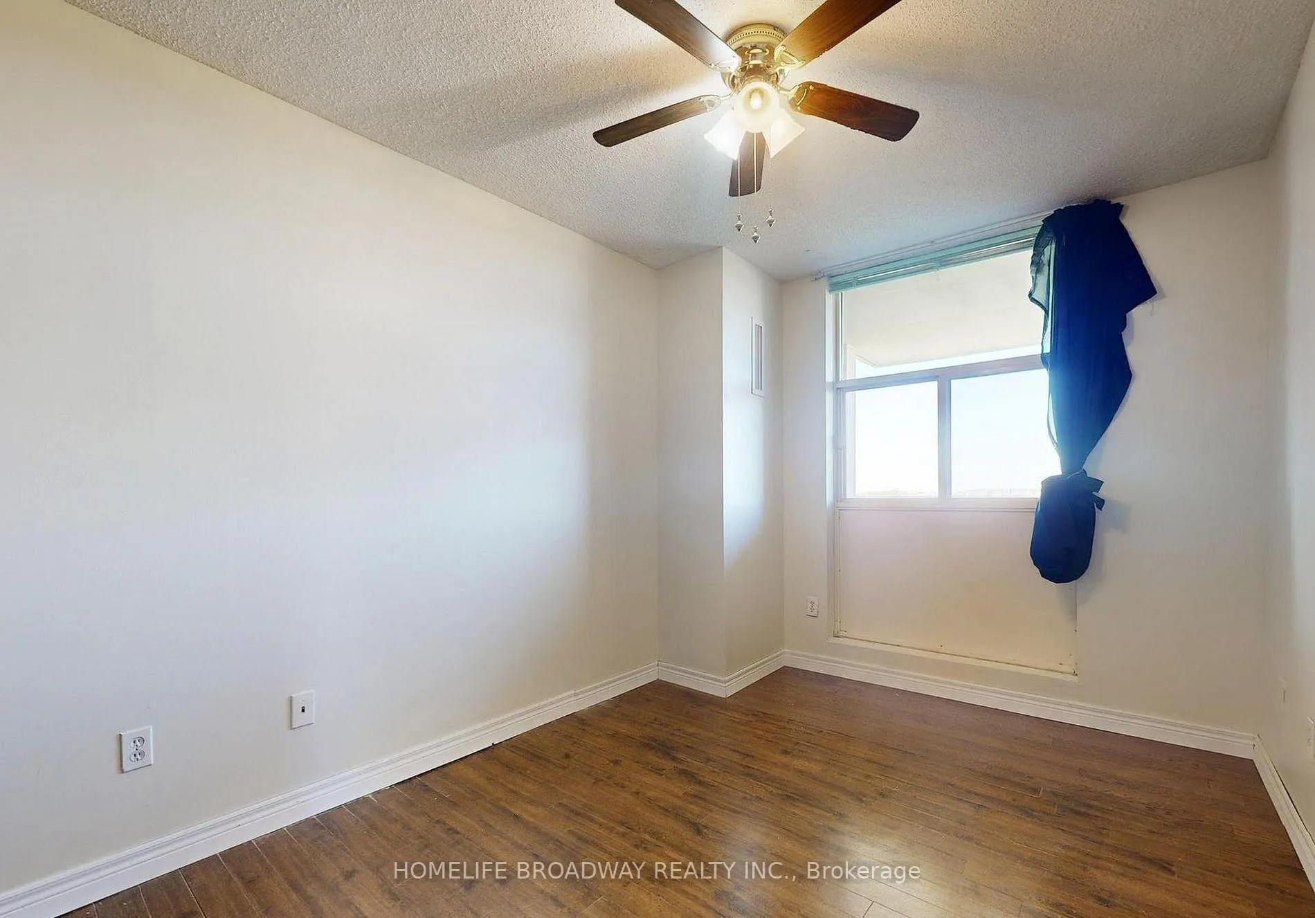 Photo 17 of Unit 902, 44 Falby Court, Ajax, South East — HOMEH