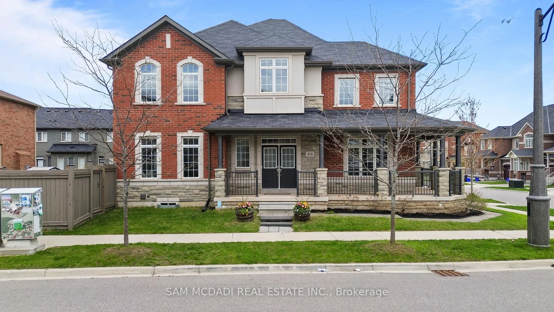Front of 458 George Ryan Avenue