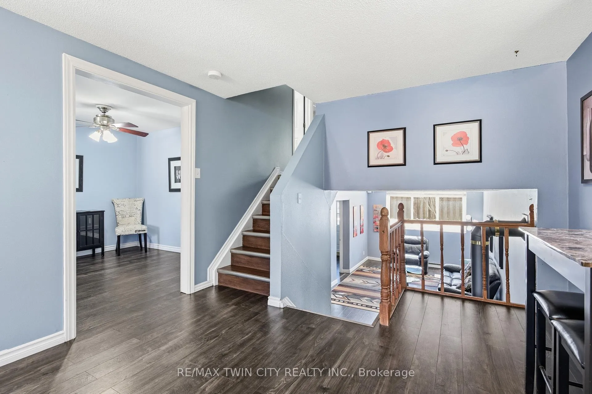 Photo 13 of 519 Pinetree Crescent, Cambridge — HOMEH
