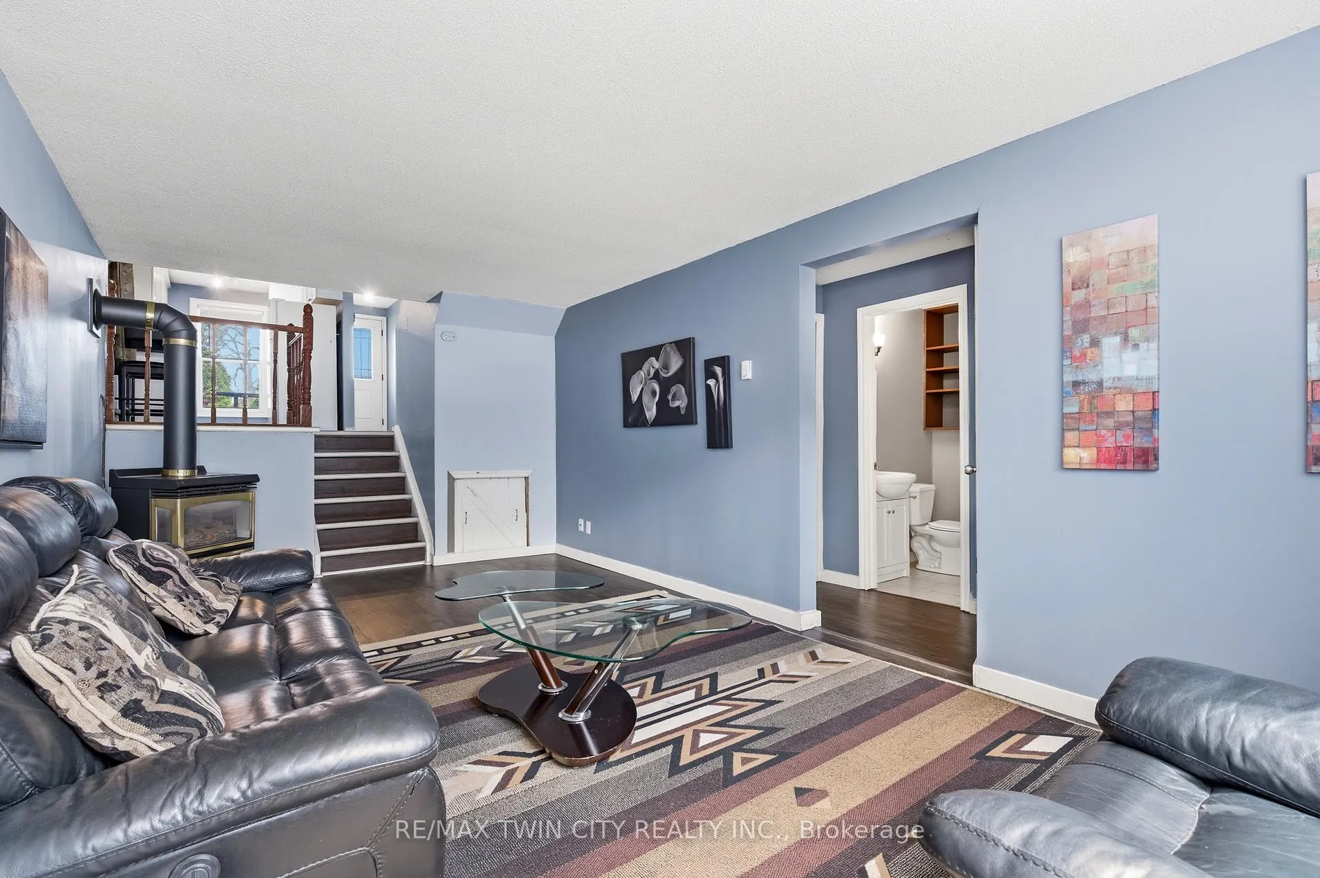 Photo 19 of 519 Pinetree Crescent, Cambridge — HOMEH