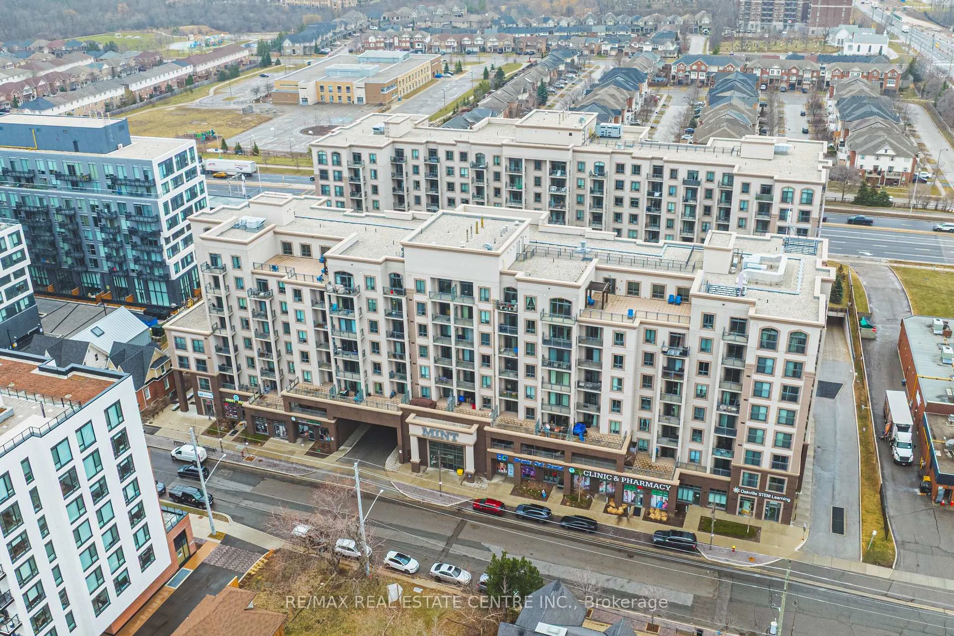 Photo 1 of Unit 711, 2486 Old Bronte Road, Oakville, Westmount — HOMEH