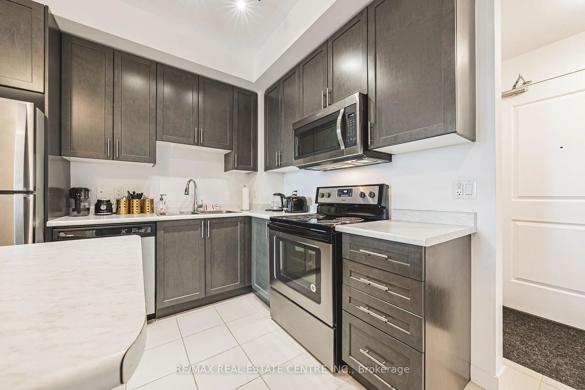 Photo 5 of Unit 711, 2486 Old Bronte Road, Oakville, Westmount — HOMEH