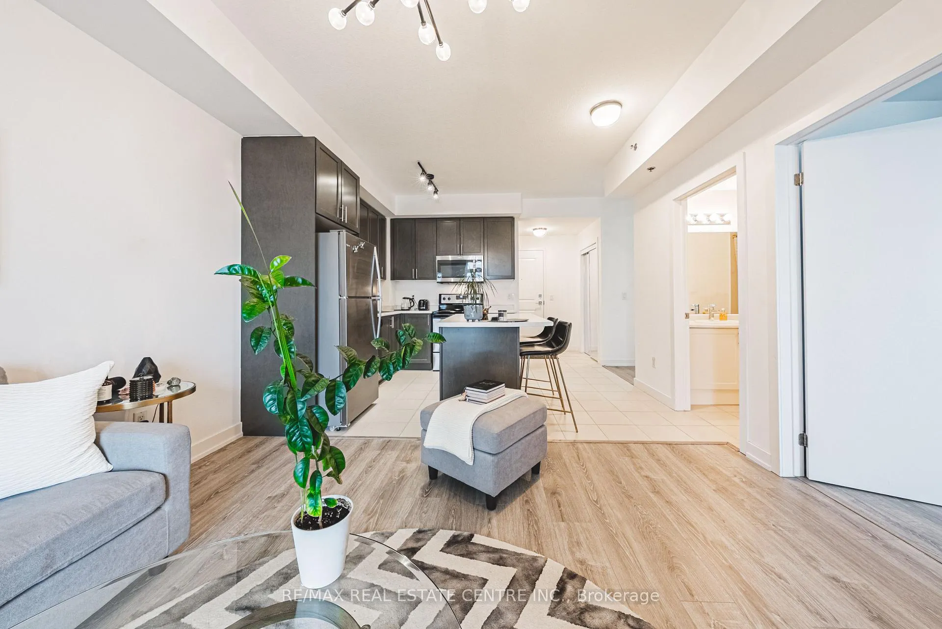 Photo 22 of Unit 711, 2486 Old Bronte Road, Oakville, Westmount — HOMEH
