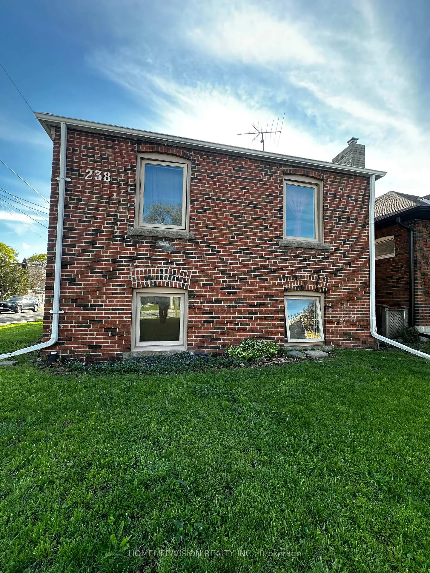 Front of Unit 1, 238 Glebemount Avenue