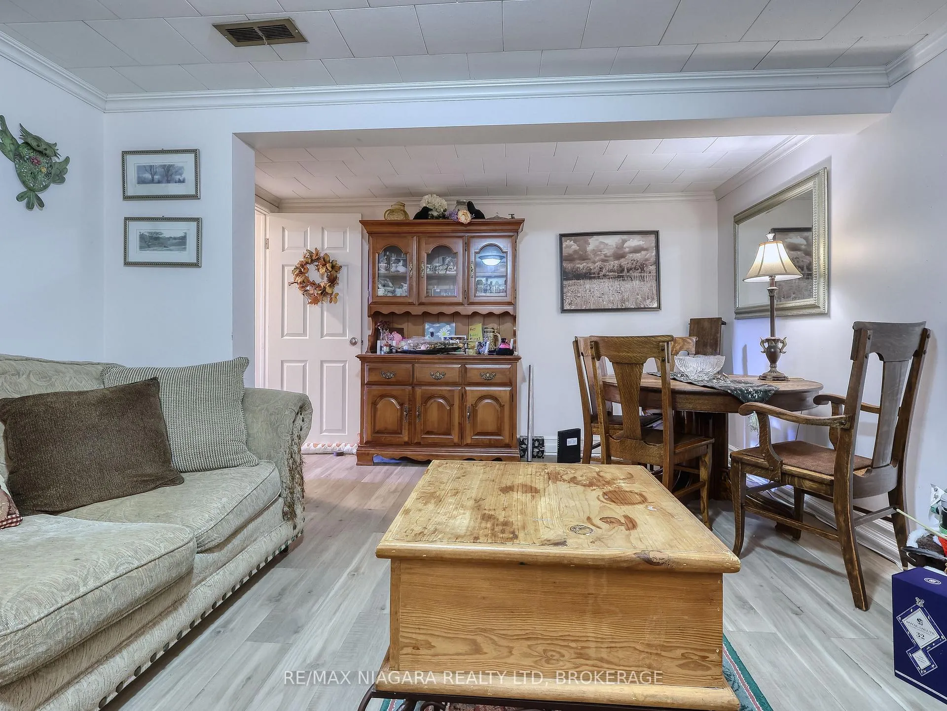 Photo 36 of 333 Grantham Avenue, St. Catharines, Carlton/Bunting — HOMEH