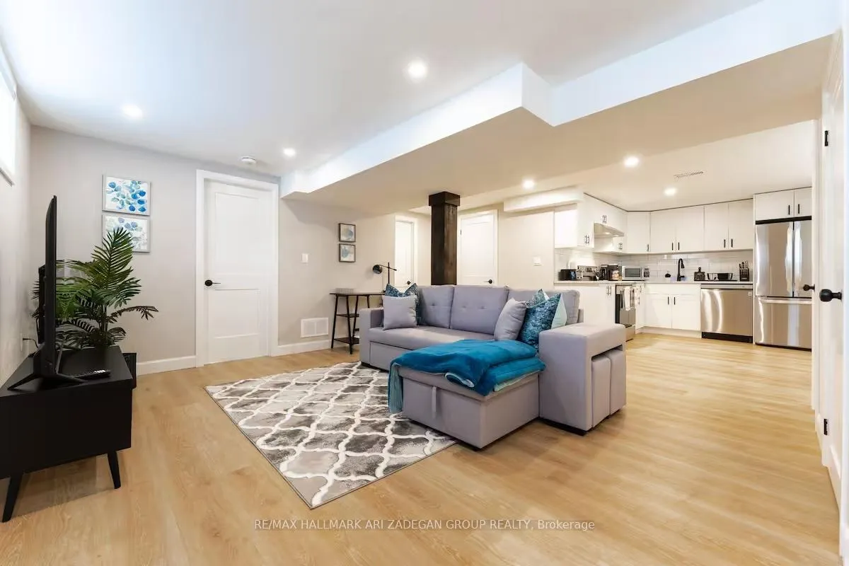 Photo 1 of Unit Bsmt, 36 Cloke Court, Hamilton, Sunninghill — HOMEH