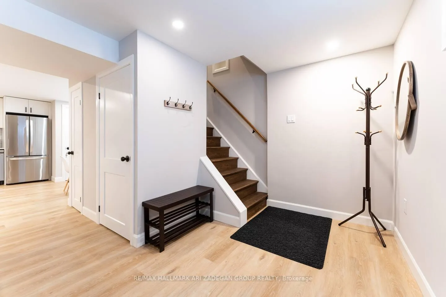 Photo 4 of Unit Bsmt, 36 Cloke Court, Hamilton, Sunninghill — HOMEH