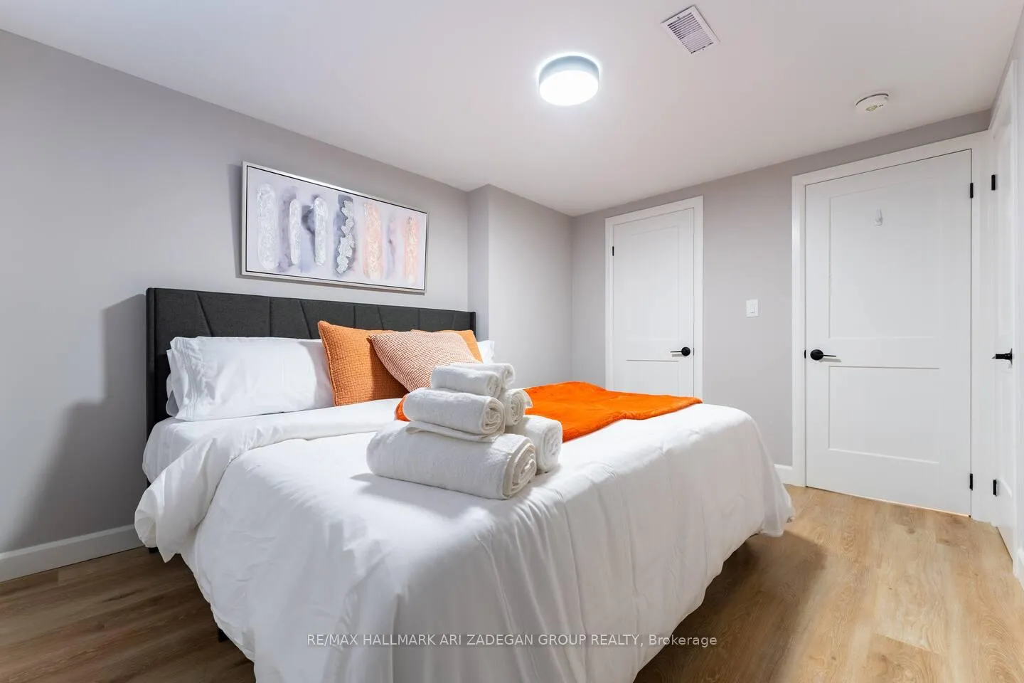 Photo 8 of Unit Bsmt, 36 Cloke Court, Hamilton, Sunninghill — HOMEH