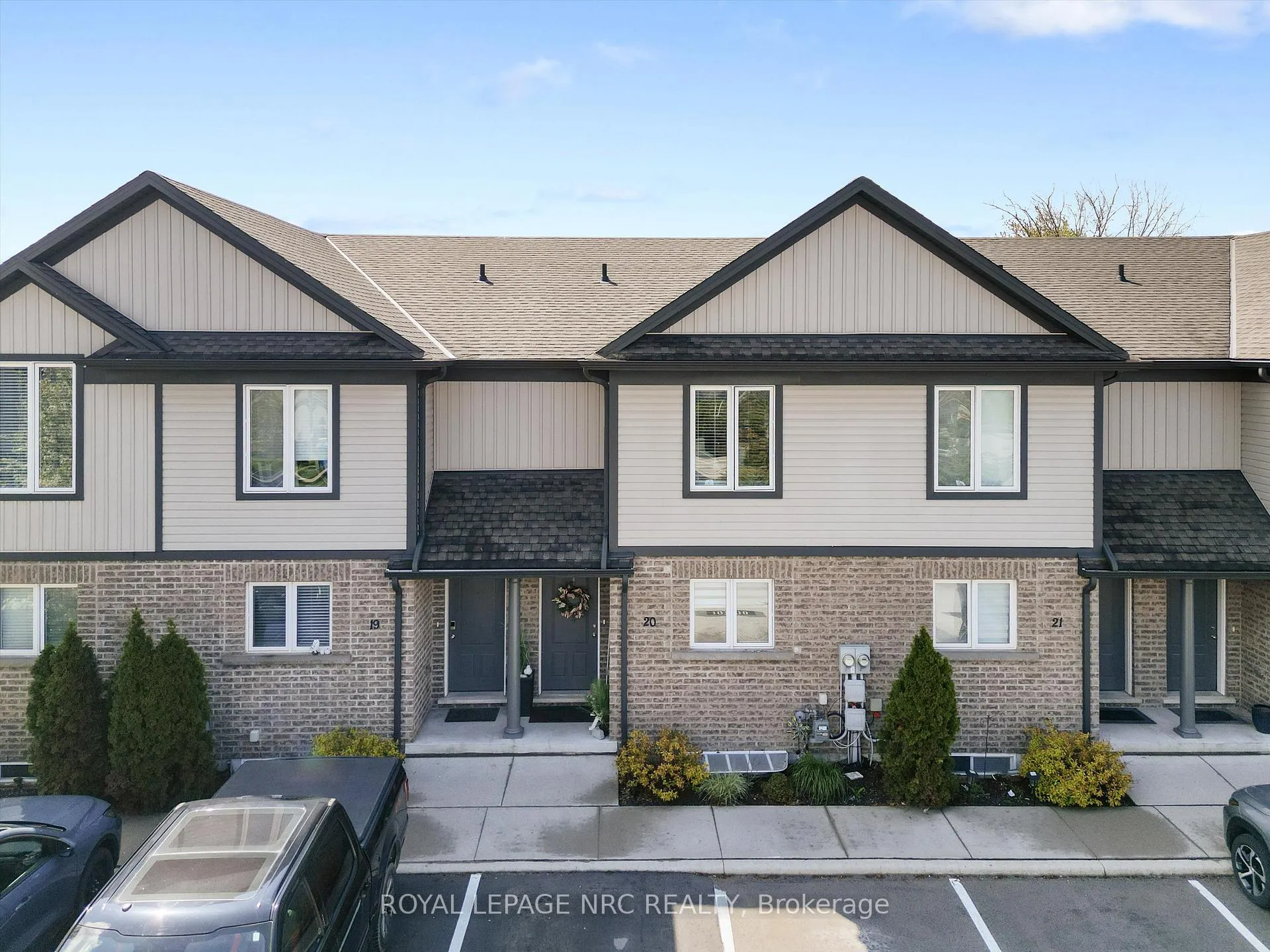 Photo 1 of Unit 20, 7768 Ascot Circle, Niagara Falls, Ascot — HOMEH