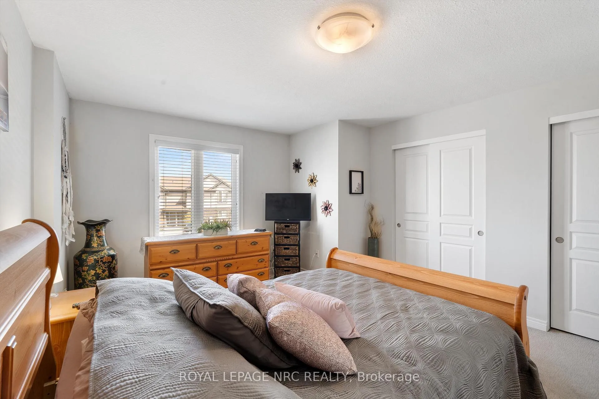 Photo 17 of Unit 20, 7768 Ascot Circle, Niagara Falls, Ascot — HOMEH