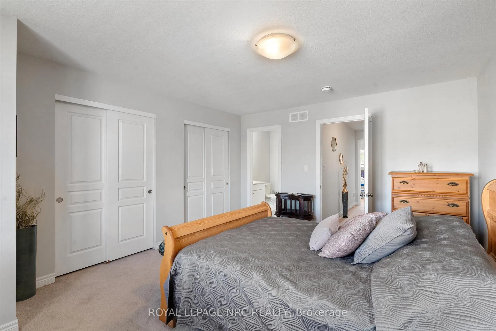 Photo 18 of Unit 20, 7768 Ascot Circle, Niagara Falls, Ascot — HOMEH