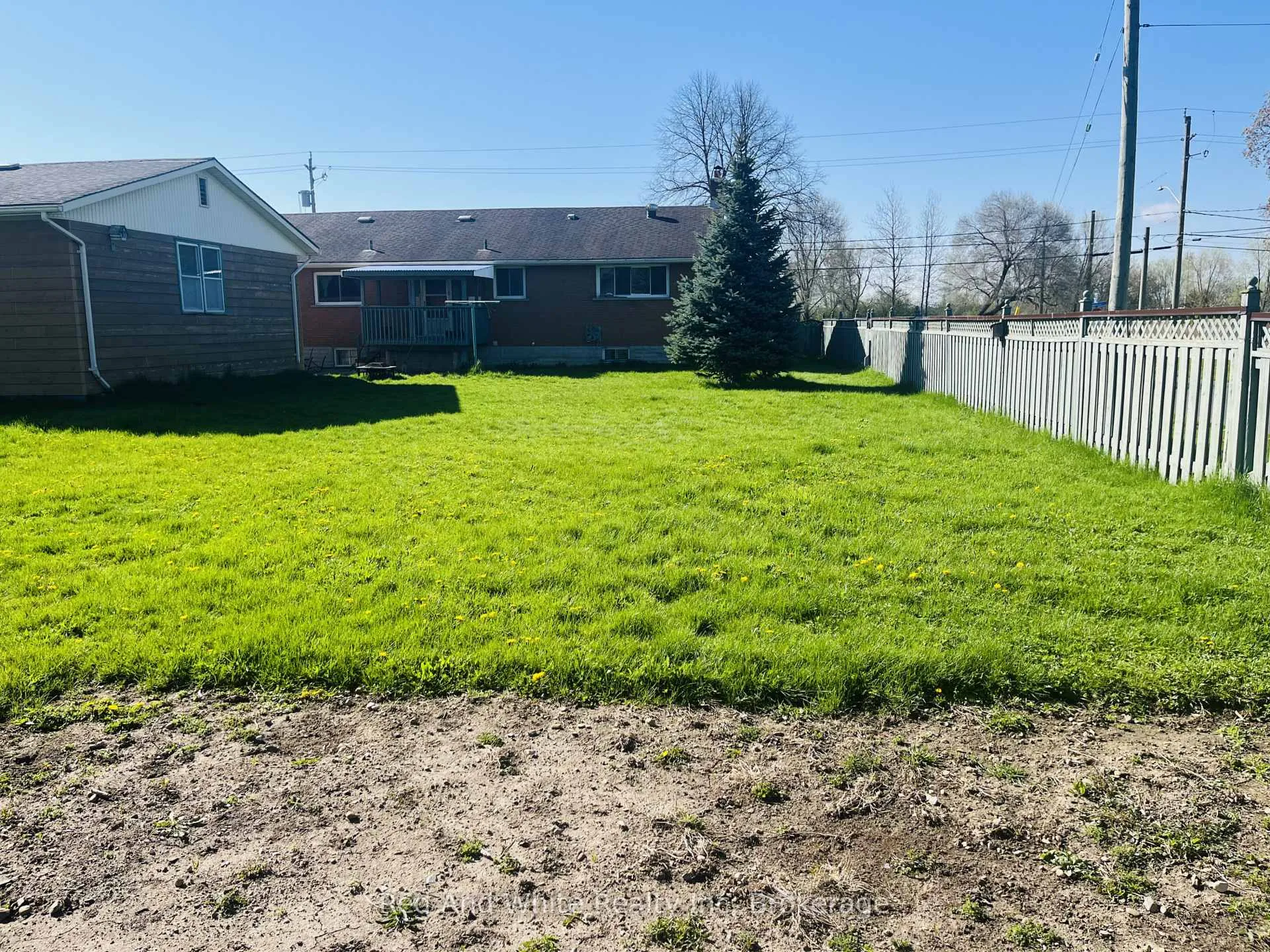 Photo 19 of 157 Schweitzer Street, Waterloo — HOMEH
