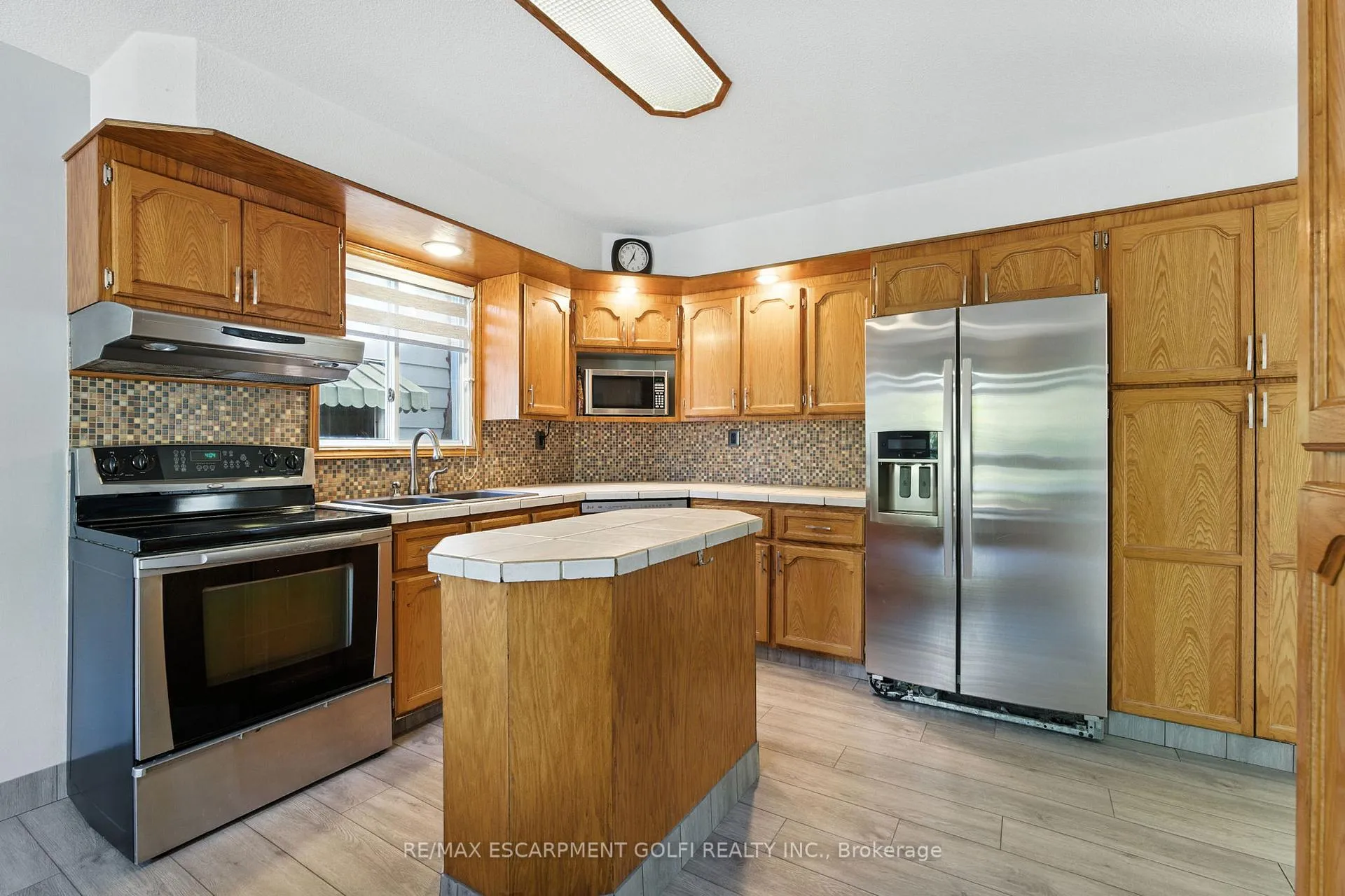 Photo 6 of 386 Navy Street, Welland, Lincoln/Crowland — HOMEH