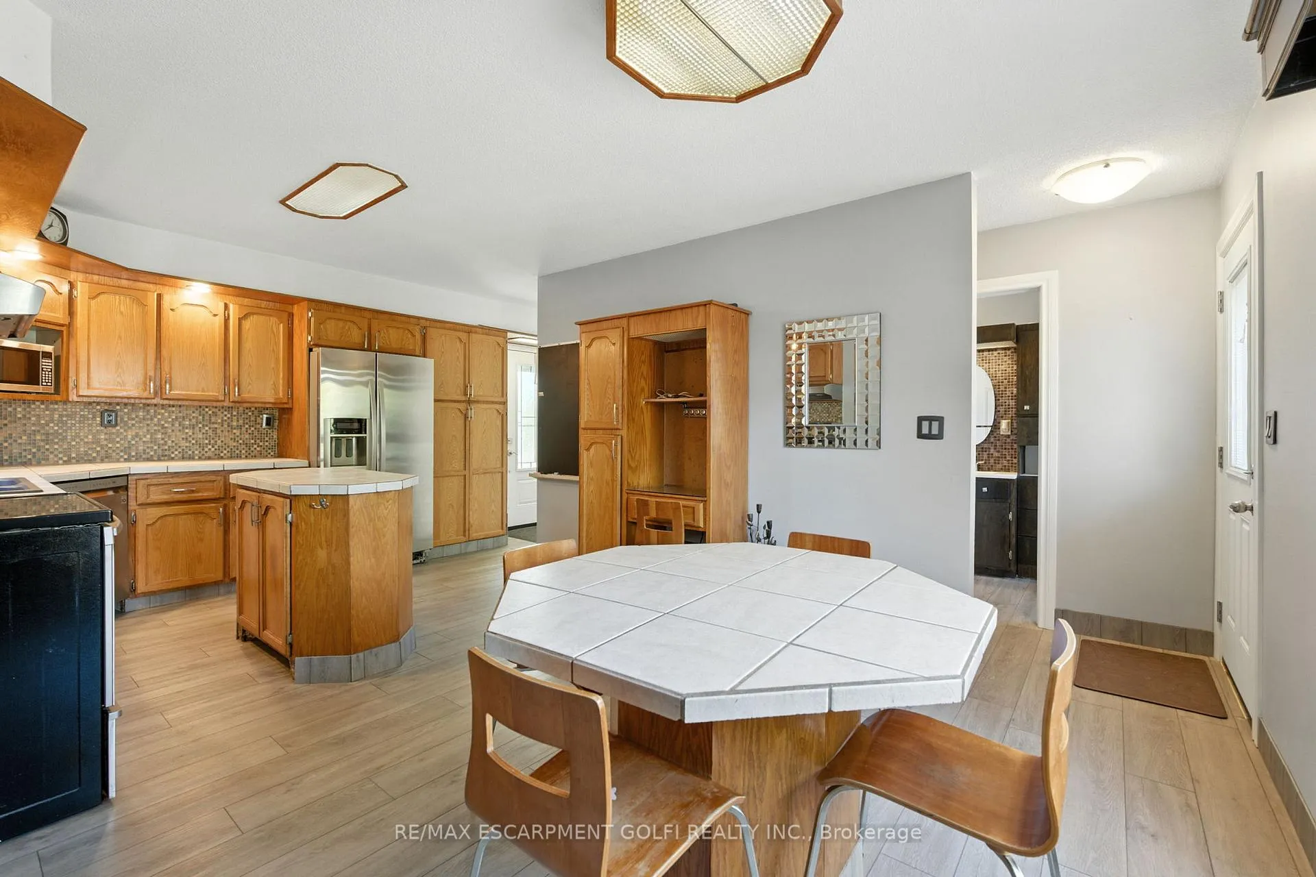 Photo 7 of 386 Navy Street, Welland, Lincoln/Crowland — HOMEH