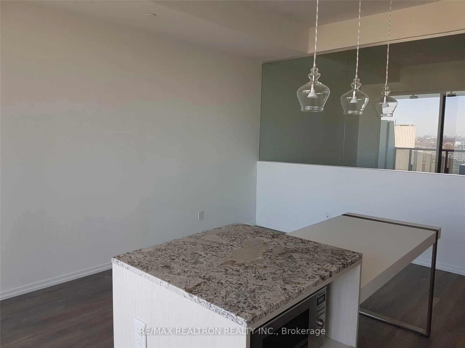 Photo 7 of Unit 2711, 197 Yonge Street, Toronto, Church-Yonge Corridor — HOMEH