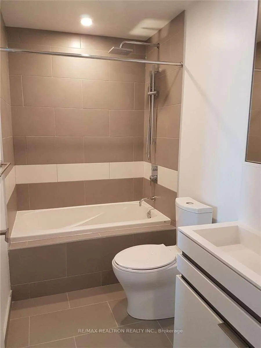 Photo 13 of Unit 2711, 197 Yonge Street, Toronto, Church-Yonge Corridor — HOMEH
