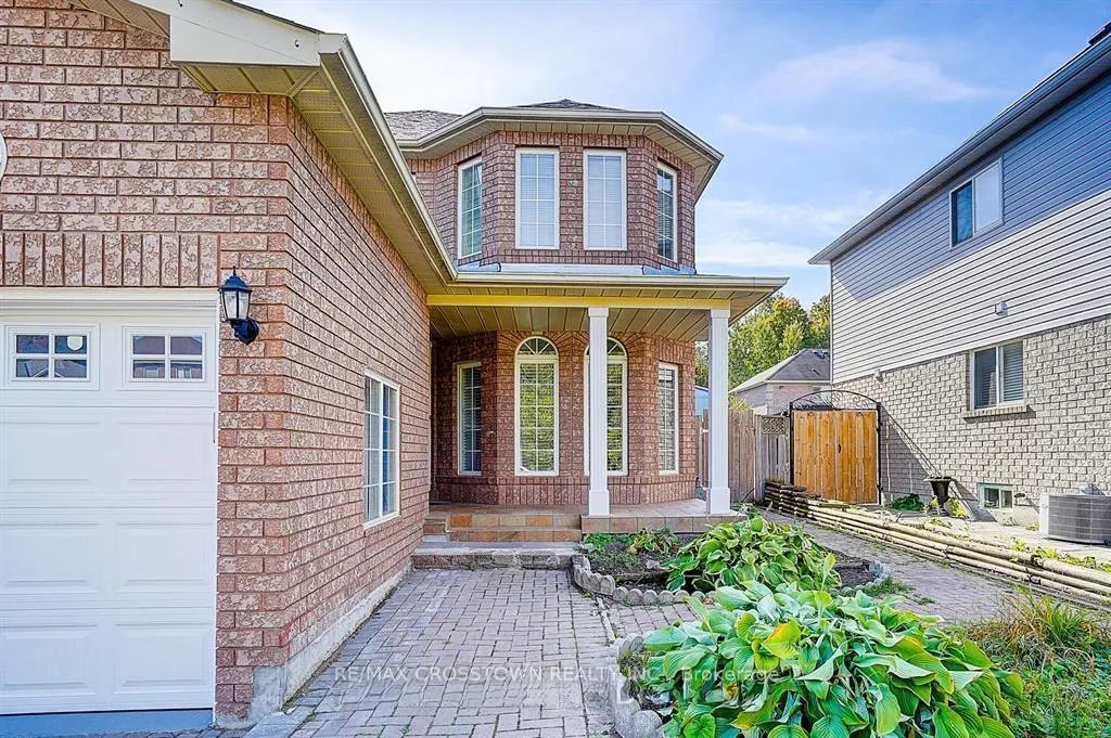 Photo 2 of 1187 Leslie Drive, Innisfil, Alcona — HOMEH