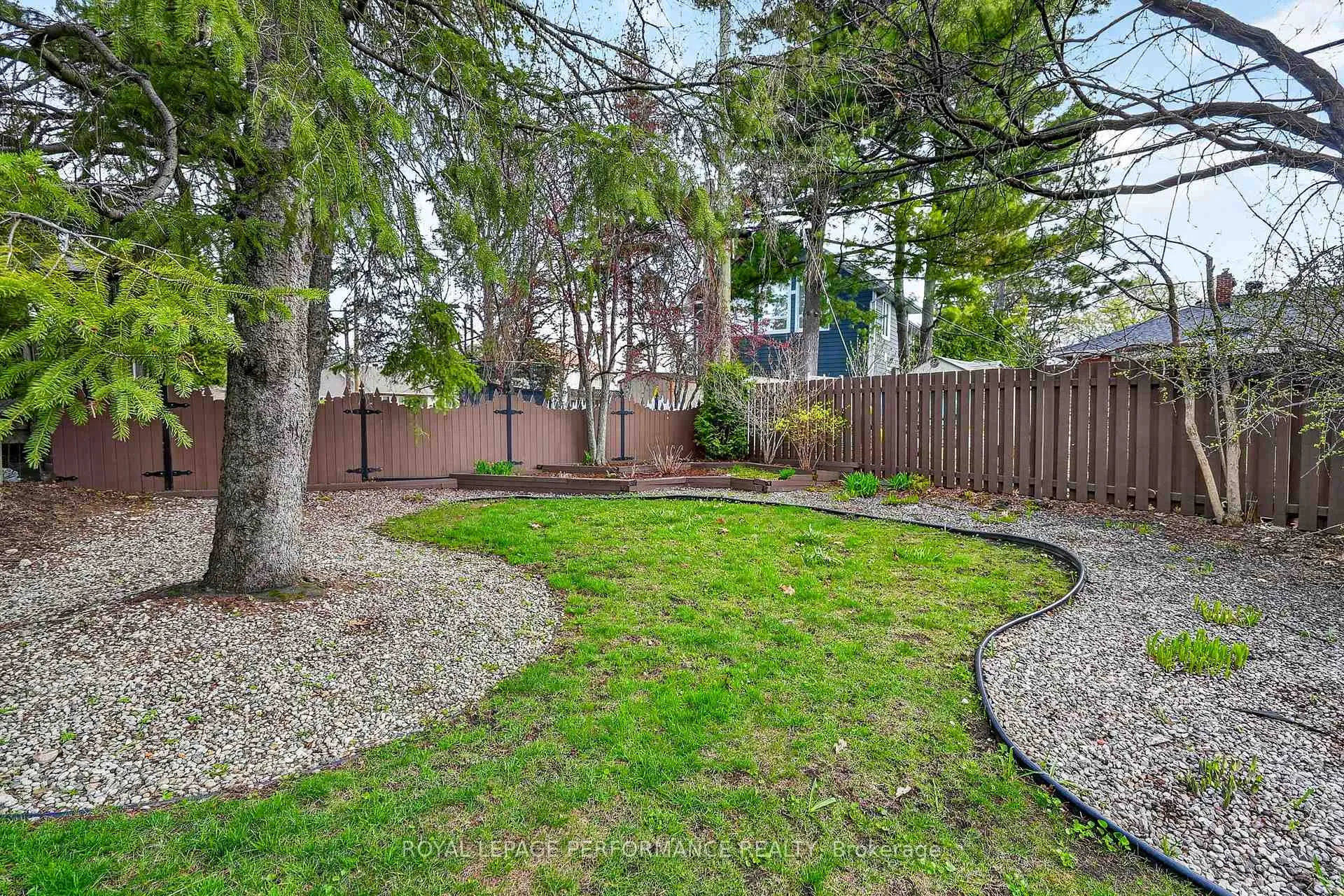 Photo 35 of 1981 Alta Vista Drive, Ottawa, Alta Vista/Faircrest Heights — HOMEH