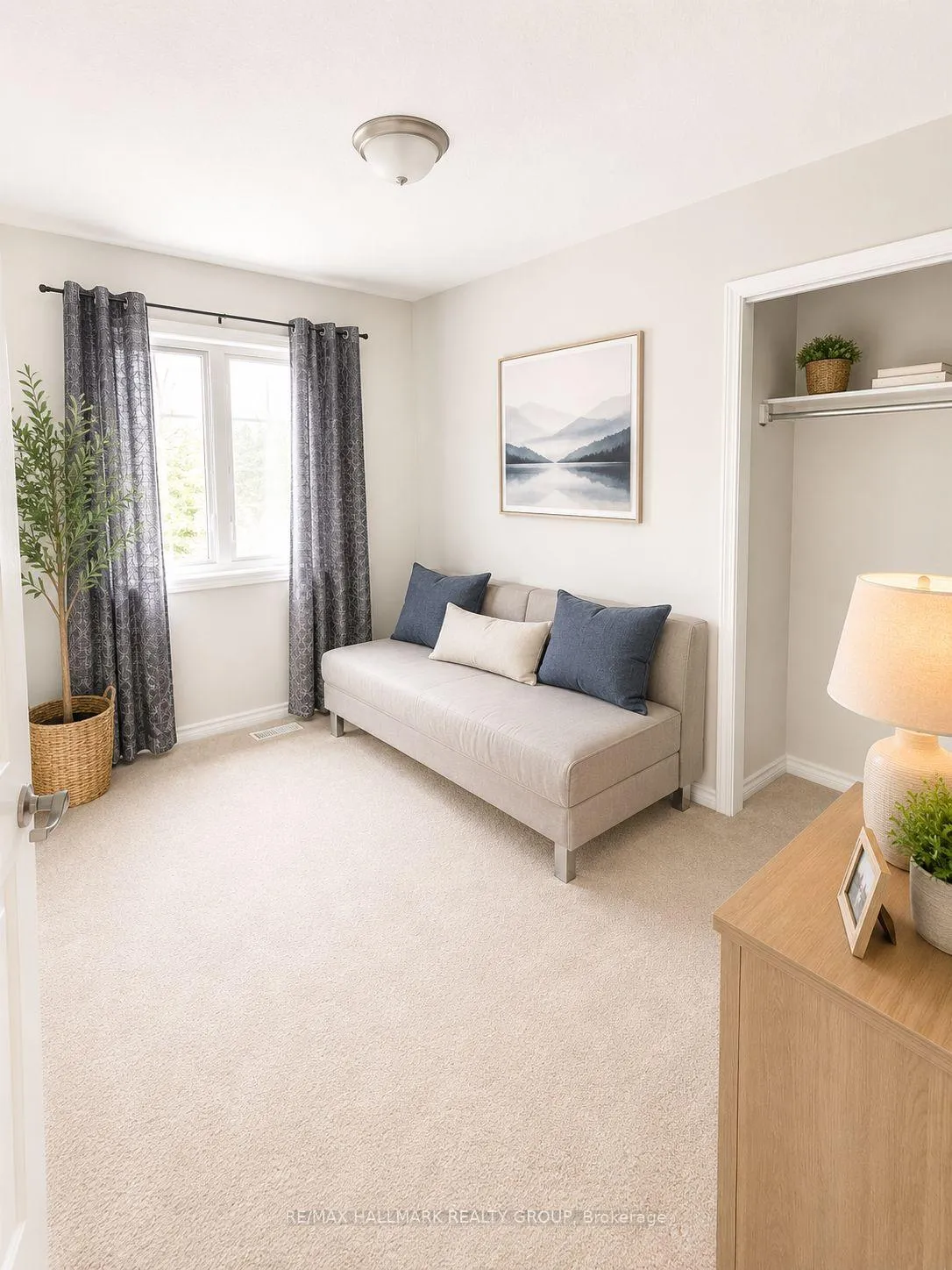 Photo 17 of 202 Conifer Creek Circle, Ottawa, Kanata - Emerald Meadows/Trailwest — HOMEH