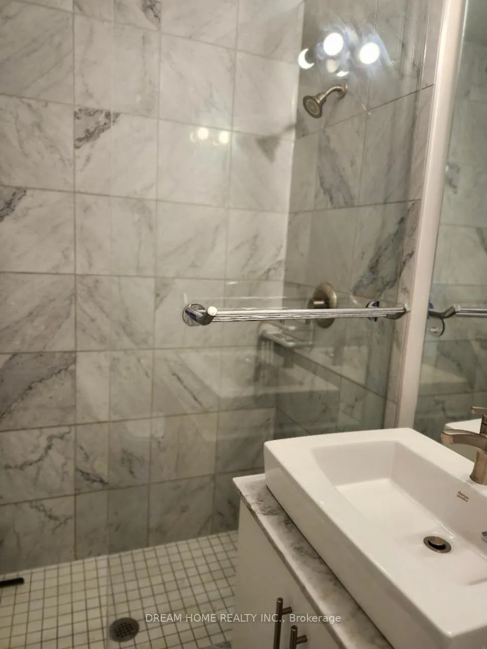 Photo 10 of Unit 2002, 1 The Esplanade Drive, Toronto, Waterfront Communities — HOMEH