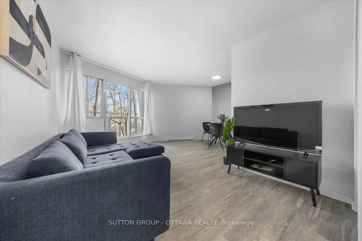 Photo 6 of 1160 Merivale Road, Ottawa, Carlington — HOMEH