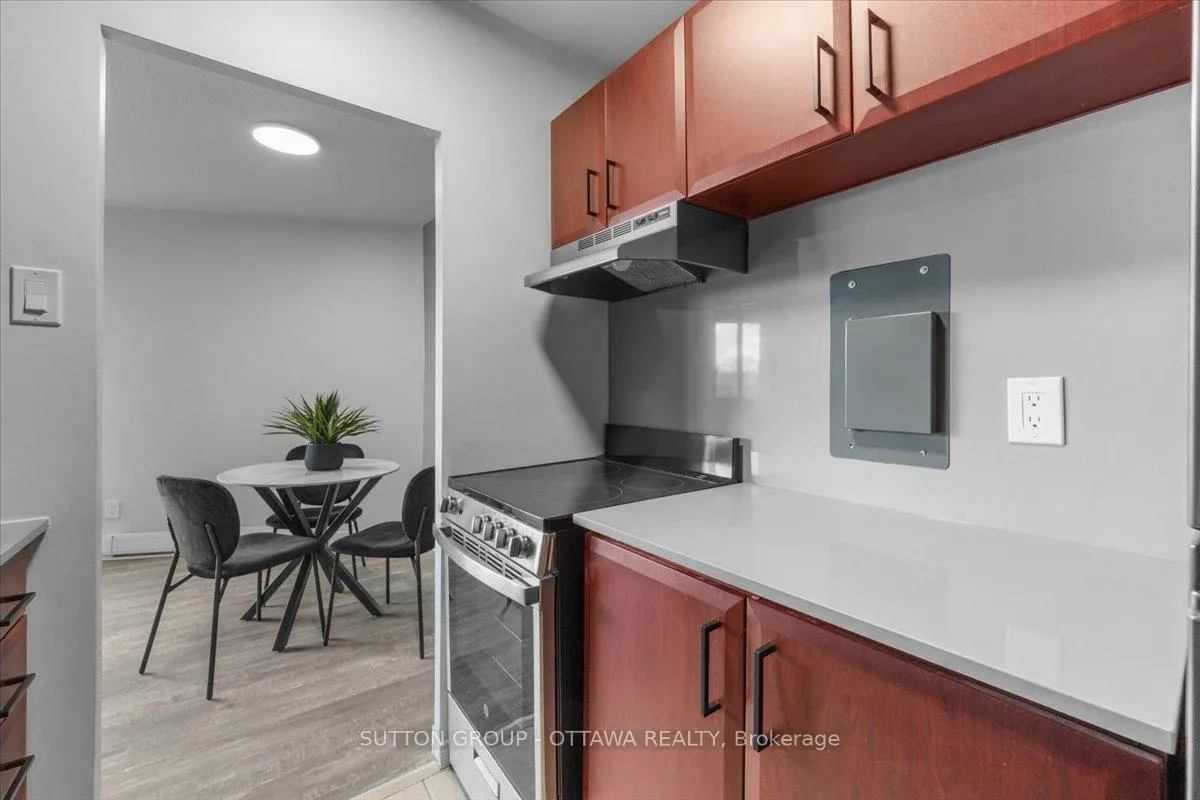 Photo 18 of 1160 Merivale Road, Ottawa, Carlington — HOMEH
