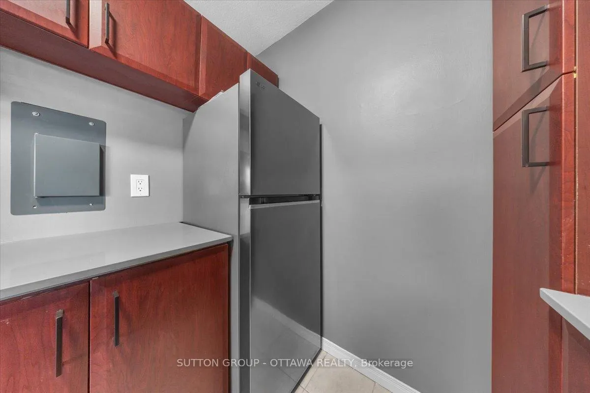 Photo 19 of 1160 Merivale Road, Ottawa, Carlington — HOMEH