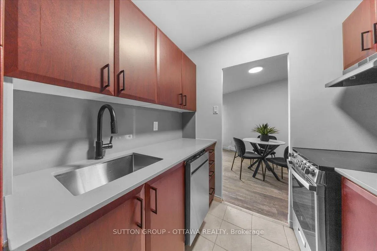 Photo 20 of 1160 Merivale Road, Ottawa, Carlington — HOMEH