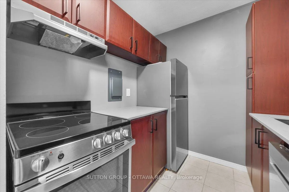 Photo 21 of 1160 Merivale Road, Ottawa, Carlington — HOMEH