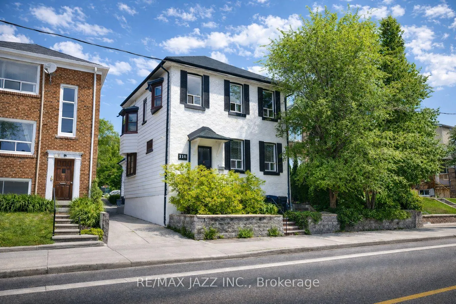 Front of Unit 3, 118 Eastwood Road