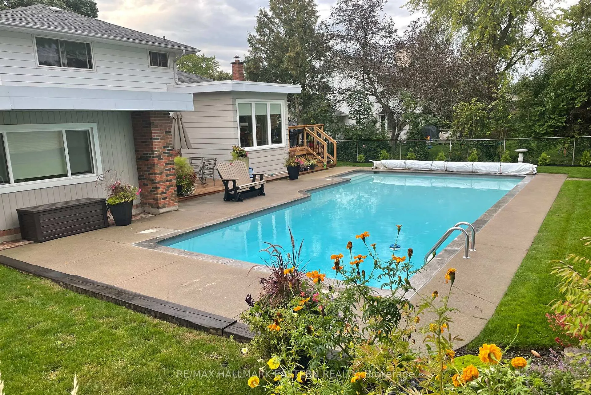 Photo 3 of 1601 Rocklands Road, Peterborough, Monaghan Ward 2 — HOMEH