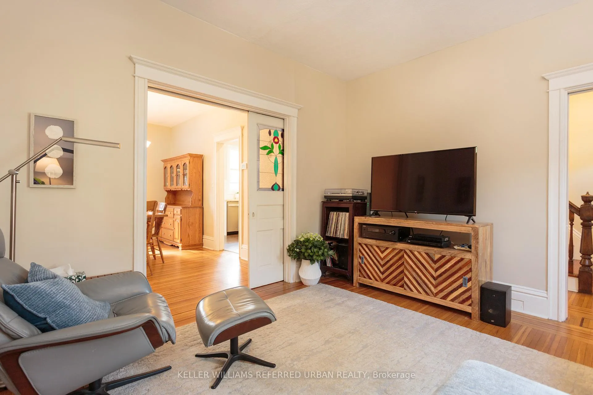 Photo 5 of 122 Kent Street, Hamilton, Kirkendall — HOMEH