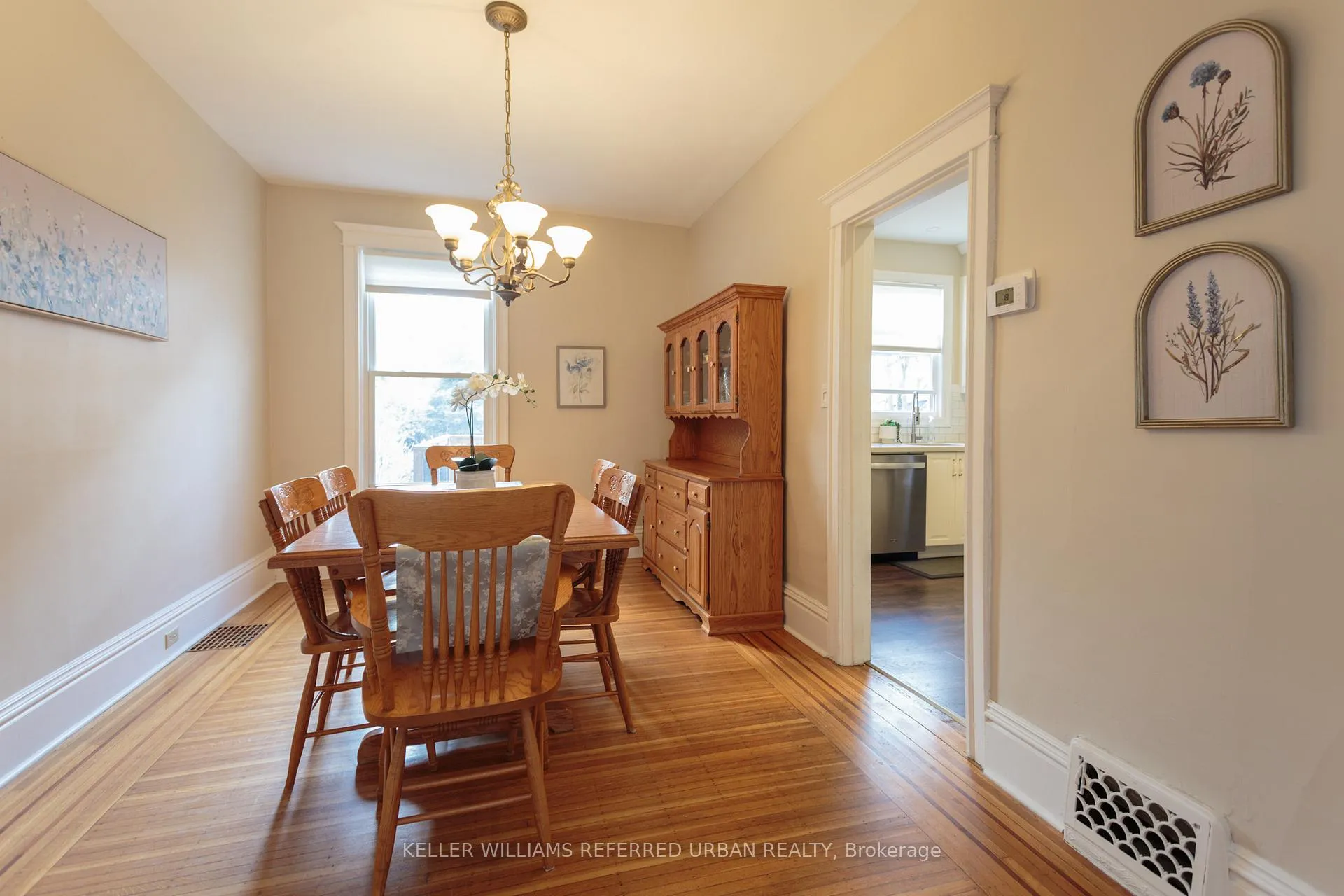 Photo 7 of 122 Kent Street, Hamilton, Kirkendall — HOMEH