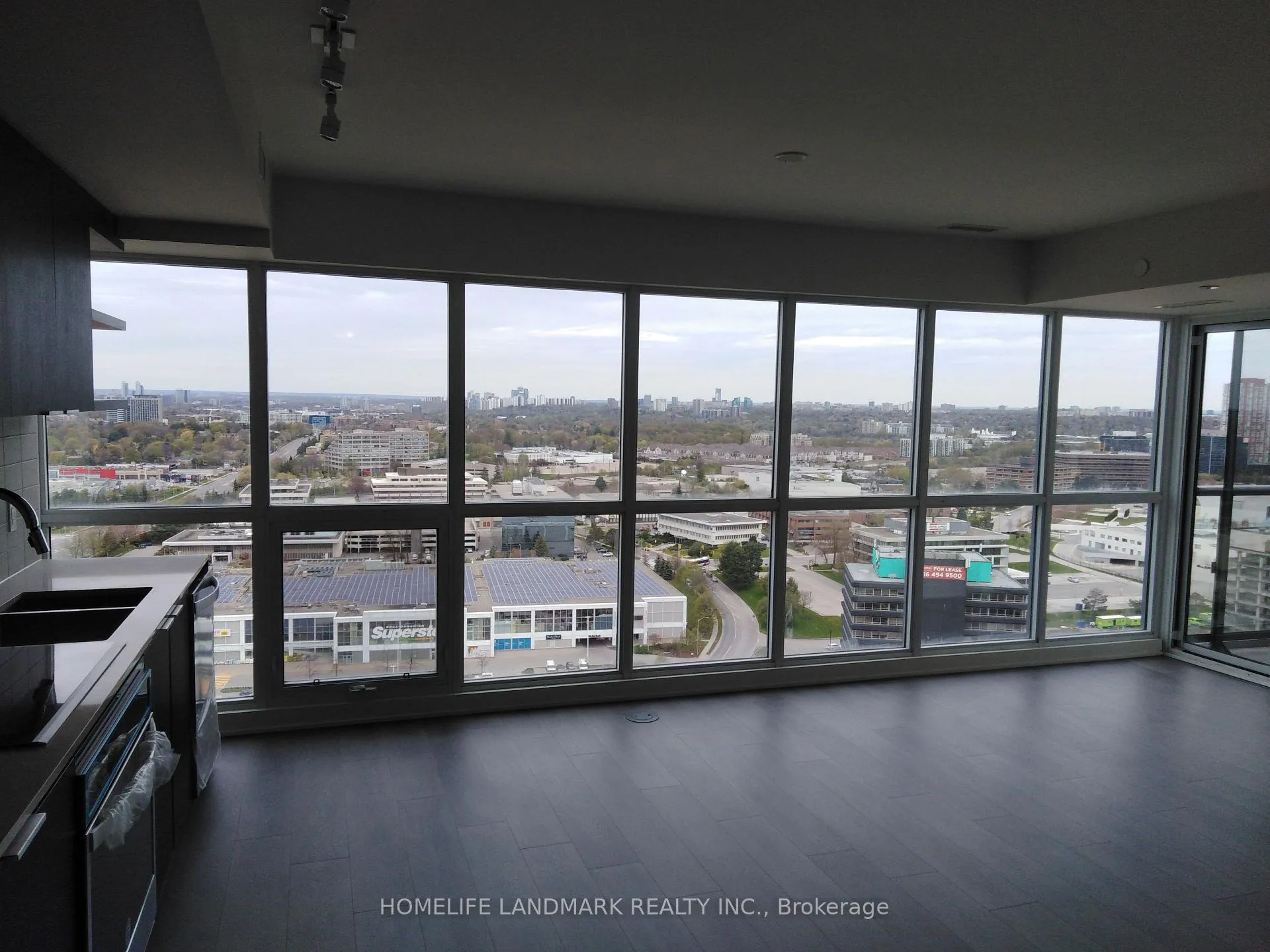 Photo 2 of Unit 2604, 6 Sonic Way, Toronto, Flemingdon Park — HOMEH