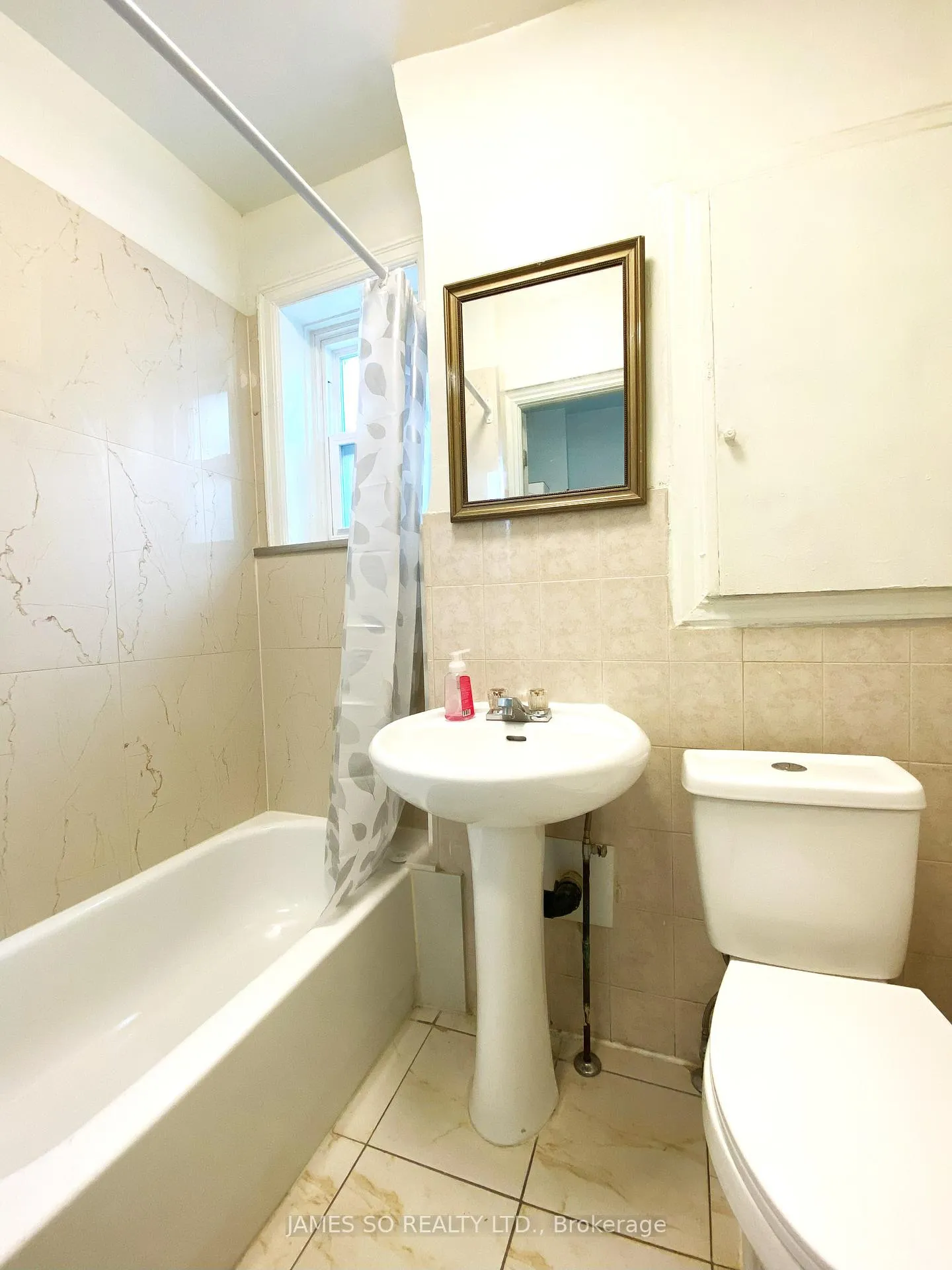 Photo 11 of Unit Main Floor, 293 Broadview Avenue, Toronto, South Riverdale — HOMEH