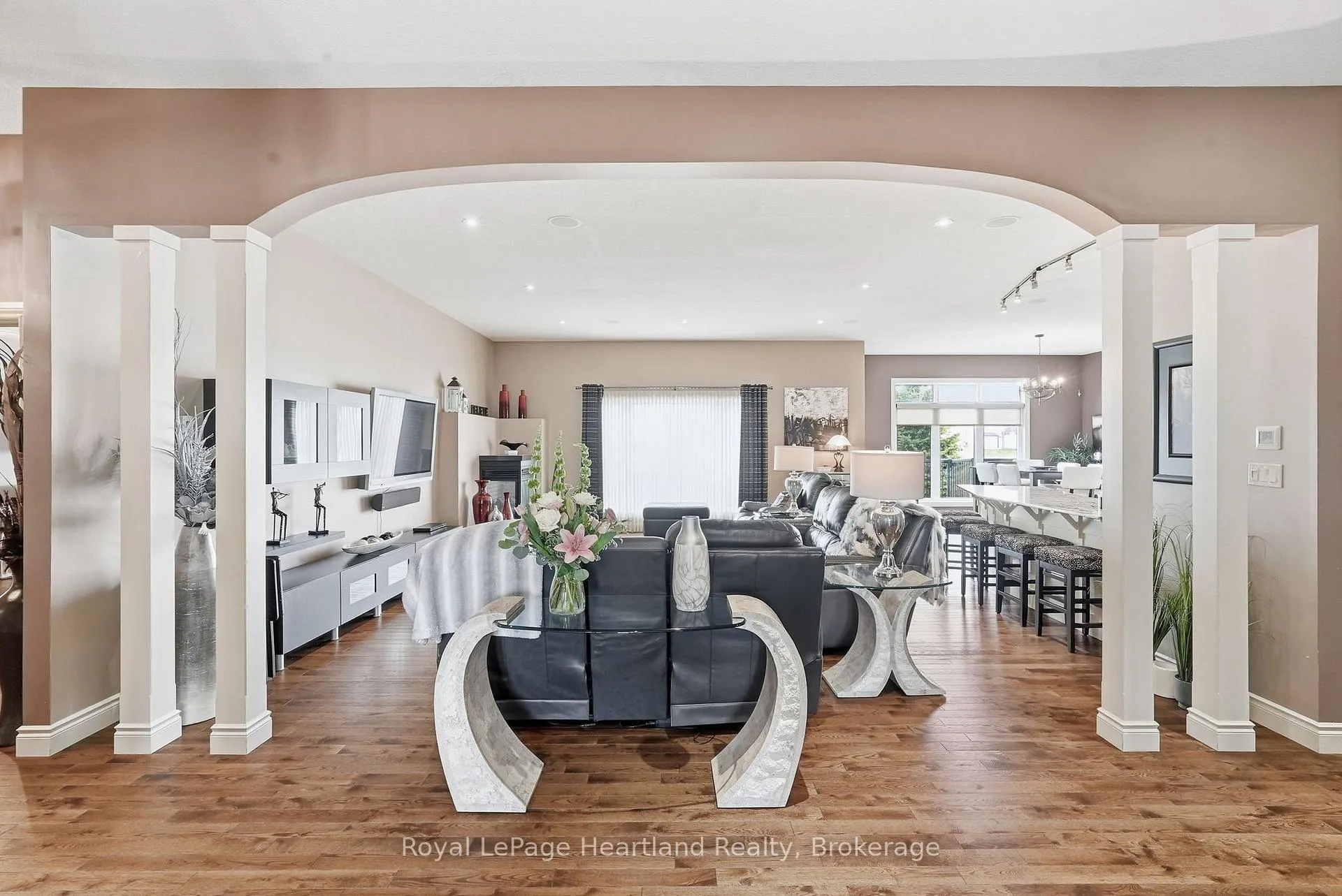 Photo 13 of 225 John Street S, Minto — HOMEH