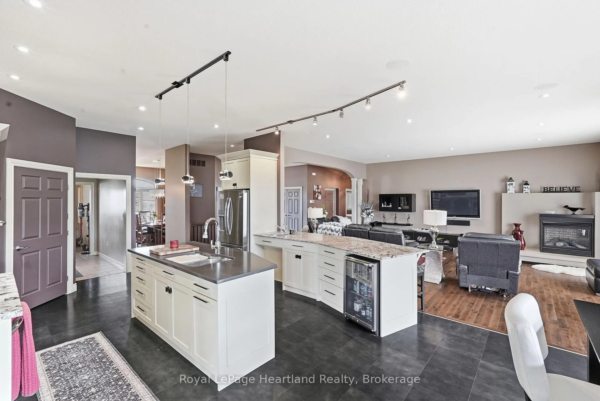 Photo 20 of 225 John Street S, Minto — HOMEH