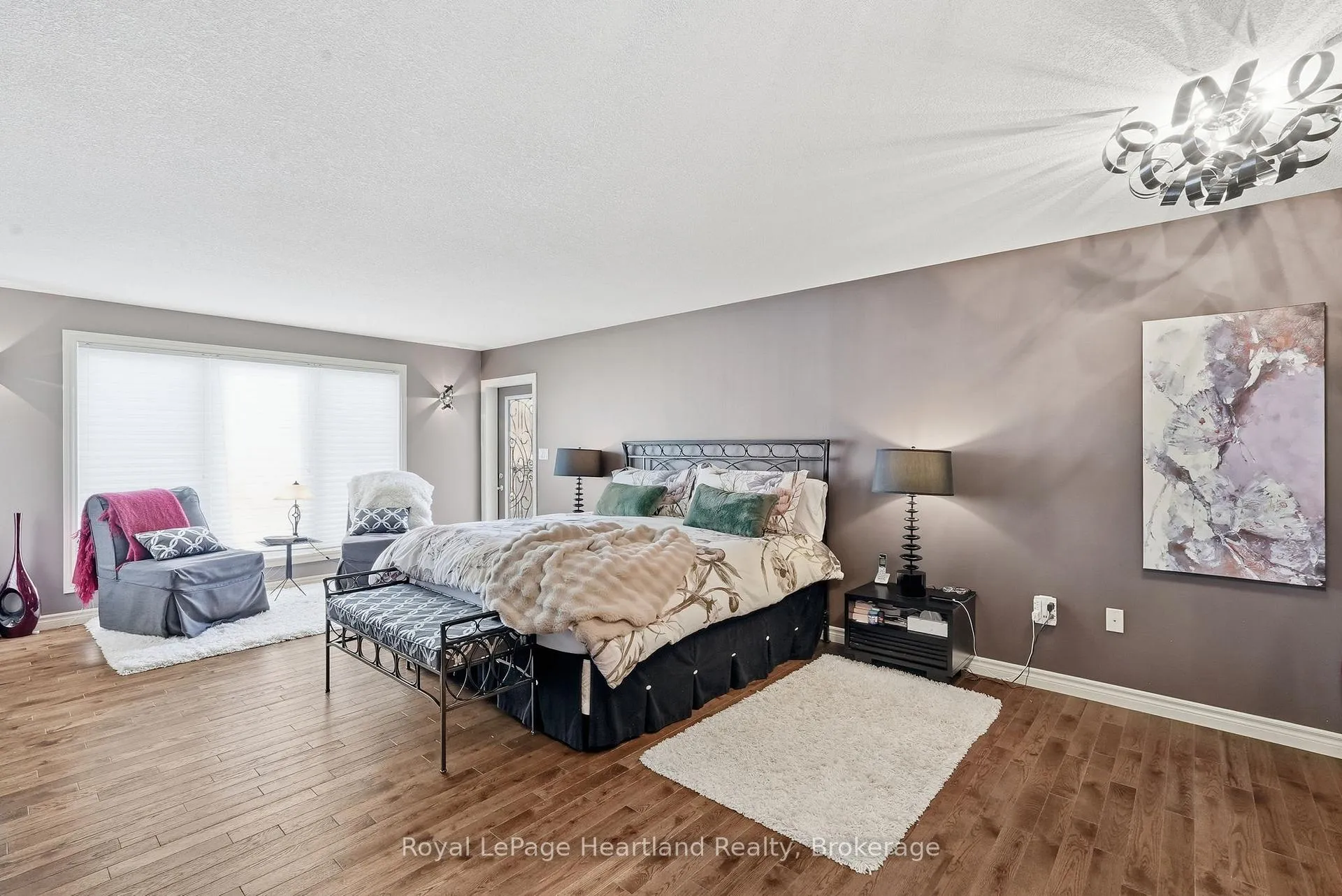 Photo 25 of 225 John Street S, Minto — HOMEH