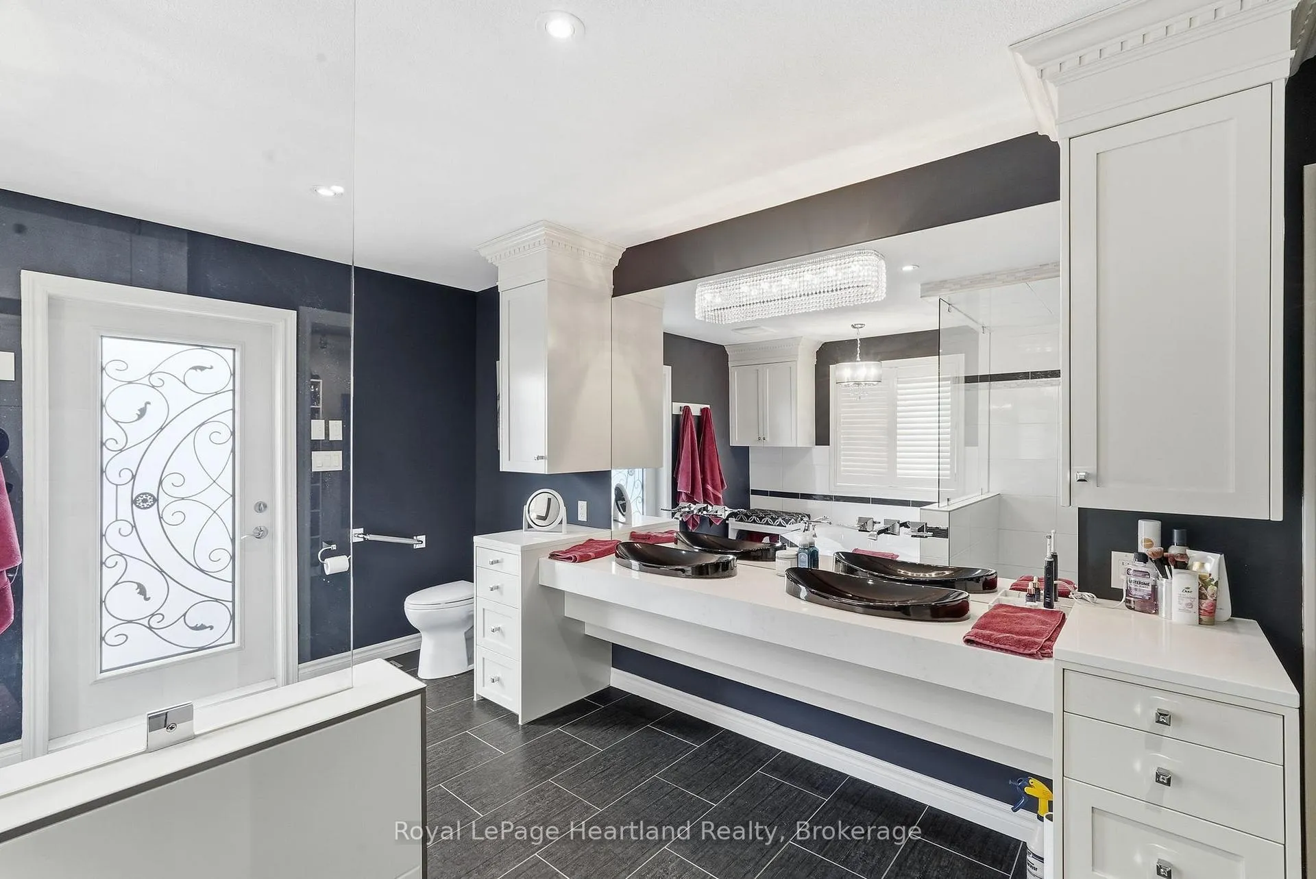 Photo 27 of 225 John Street S, Minto — HOMEH