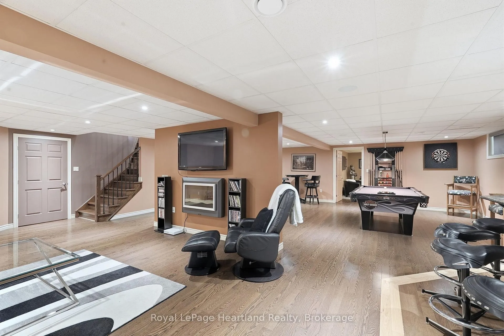 Photo 35 of 225 John Street S, Minto — HOMEH