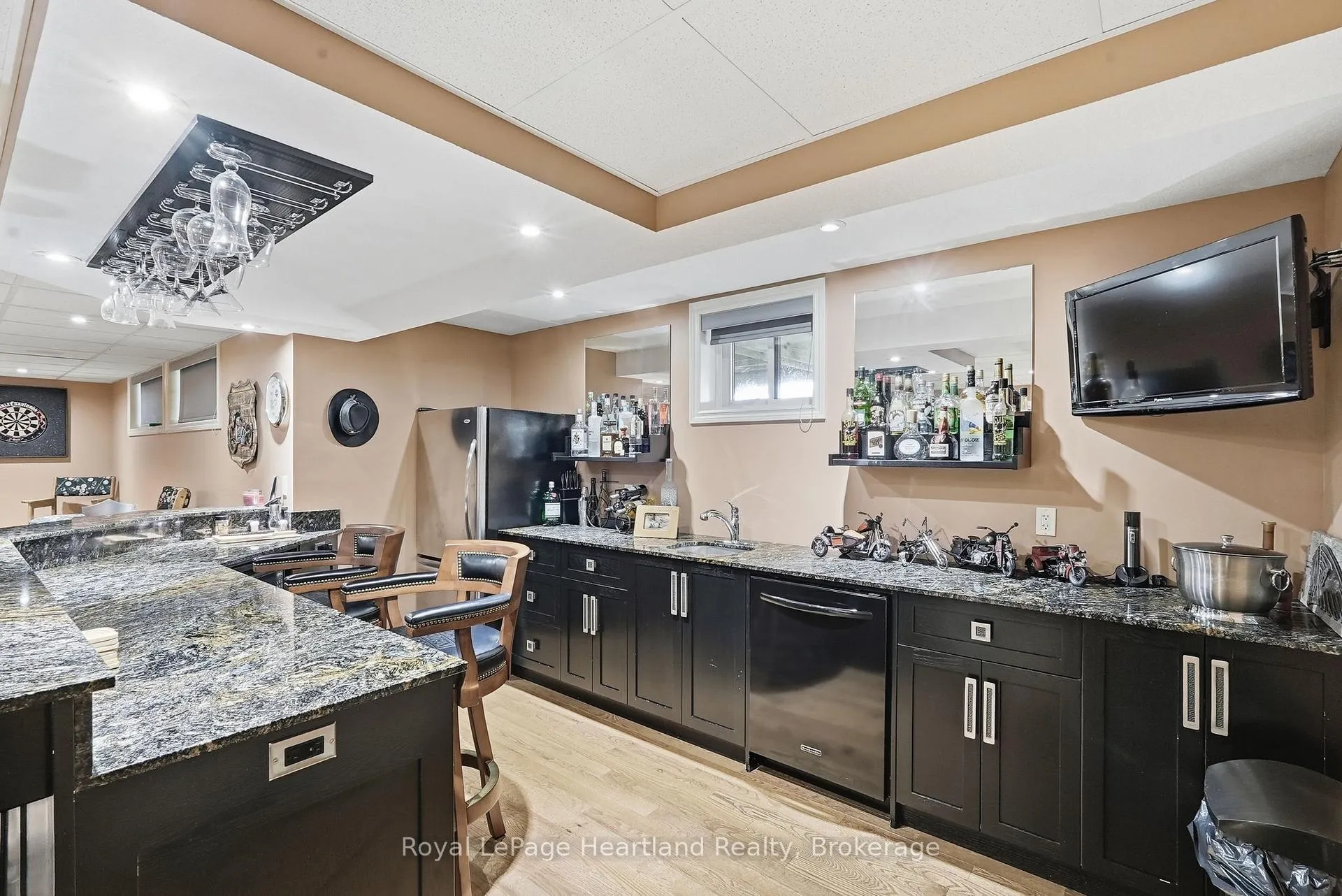 Photo 36 of 225 John Street S, Minto — HOMEH