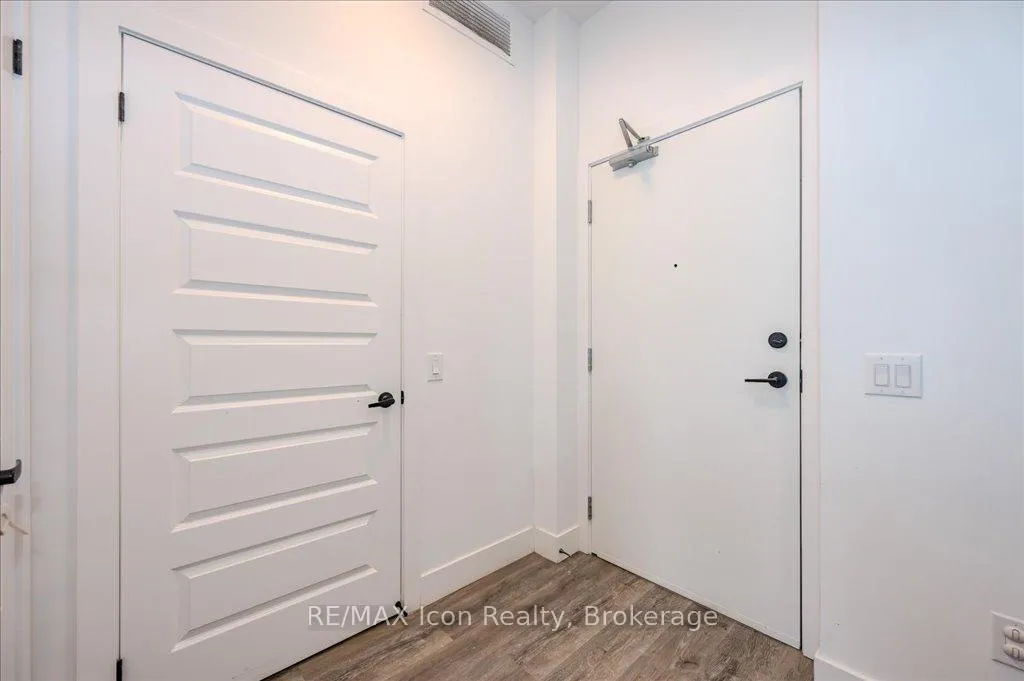Photo 9 of Unit 105, 26 Lowes Road W, Guelph, Clairfields/Hanlon Business Park — HOMEH