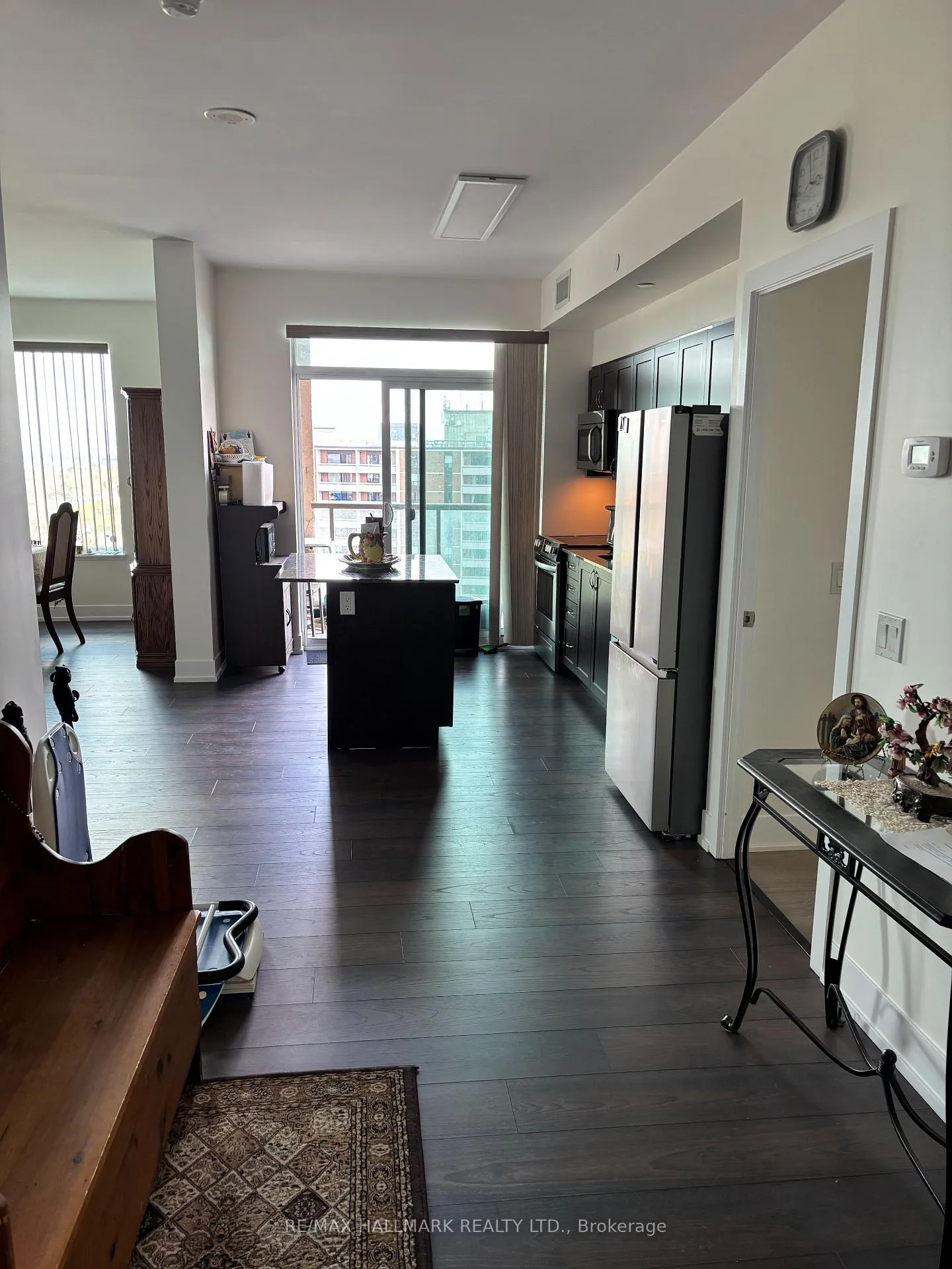 Photo 4 of Unit 1604, 1215 Bayly Street, Pickering, Bay Ridges — HOMEH