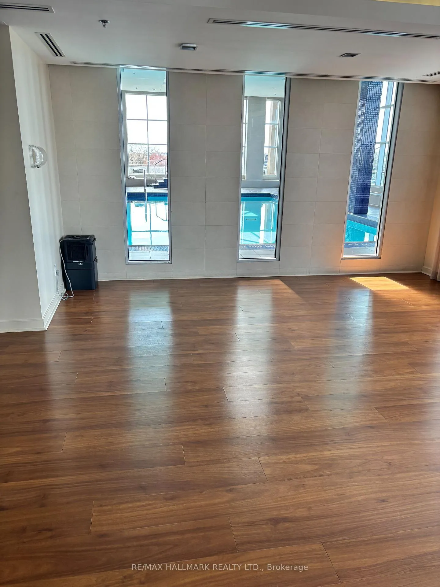 Photo 24 of Unit 1604, 1215 Bayly Street, Pickering, Bay Ridges — HOMEH