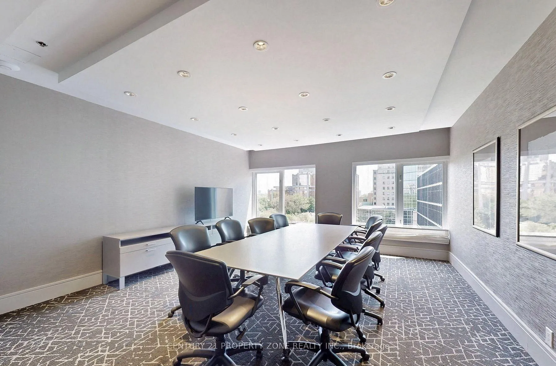 Photo 2 of Unit 1915, 8 Park Road, Toronto, Rosedale-Moore Park — HOMEH