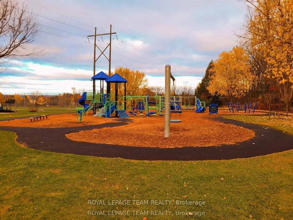Photo 16 of 1201 Dunning Road, Ottawa, Cumberland Village — HOMEH
